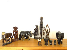 Personaggi africani in legno