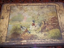 Coppia di vecchie scatole in latta (una primi 900)