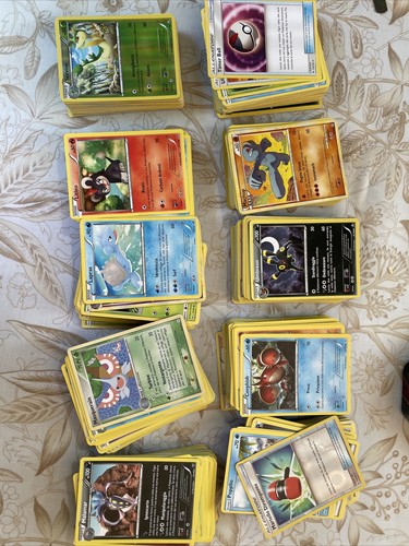Lotto carte pokemon - pokemon, 500