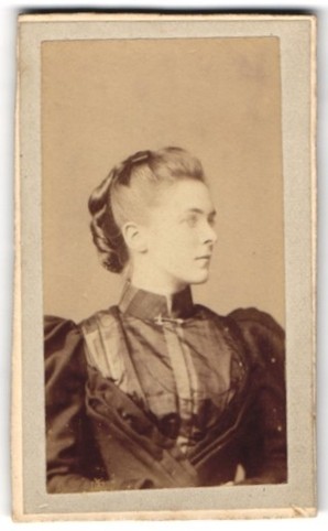 Fotografia giovane donna - giovane,