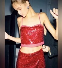 Top Corto Con Paillettes Zara