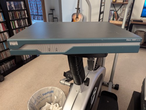 Cisco model 1841 router - cisco,
