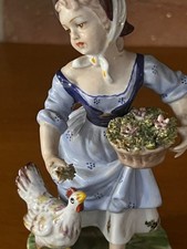 statuina porcellana di