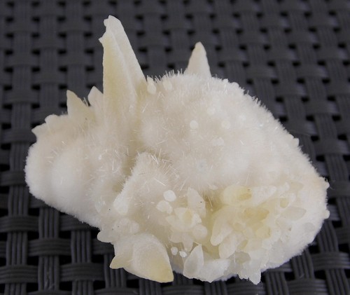 Cristalli natrolite con - di,