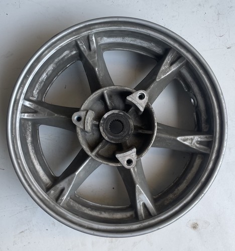 Cerchio posteriore suzuki - posteriore,