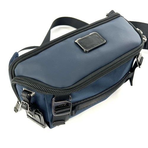 Borsa tracolla tumi - a,
