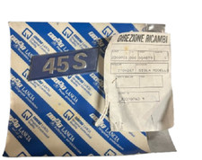 SIGLA/LOGO/FREGIO SCRITTA FIAT 45 S ORIGINALE FIAT 7704267