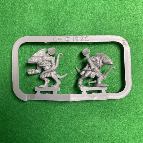 Warhammer lizardmen skinks - lizardmen,
