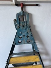 CAVALLETTO MORSA IDRAULICA A PIEDISTALLO  PER TUBI FINO A 2”