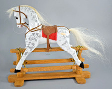 CAVALLO A DONDOLO ORNAMENTALE