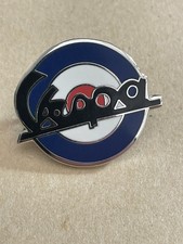Vespa Metal Scooter Pin Badge