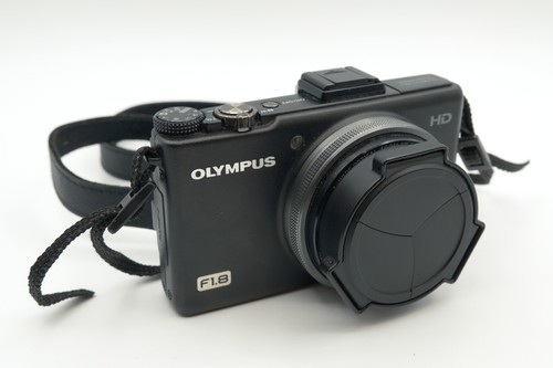 Olympus stylus xz1 f1 - olympus,