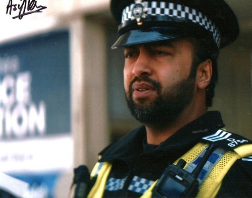 Doctor who autograph asif - autograph:,