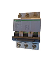 schneider electric interruttore magnetotermico C60a C16-4500 tripolare