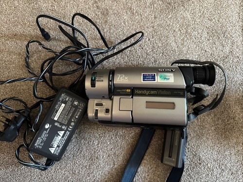 Sony handycam ccd trv65e - sony,