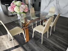 Tavolo Cavalletto Cristallo Ciliegio 2mx1m Con 6 Sedie In Cuoio Colore Panna. 