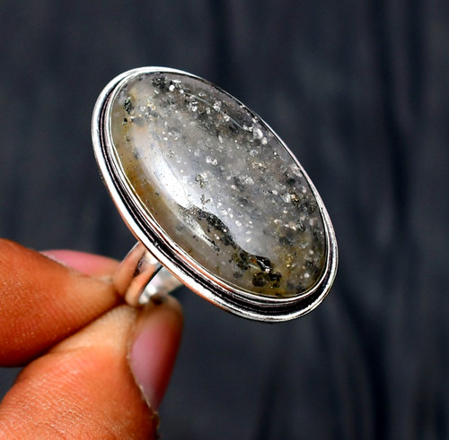 Elegante anello gioiello