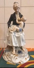 Statuetta  Capodimonte  Donna