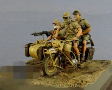 soldatini in resina 1:35 figure modello 3 tedeschi in Nord Africa no moto 