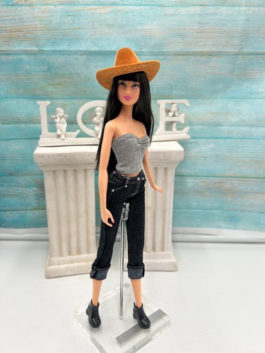 Barbie basics collection 002 - barbie,