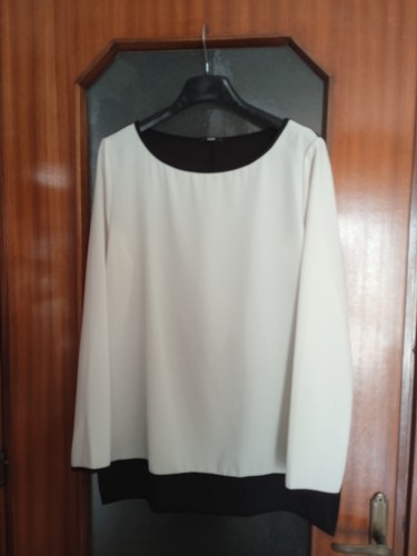 Blusa bianca con - , maniche