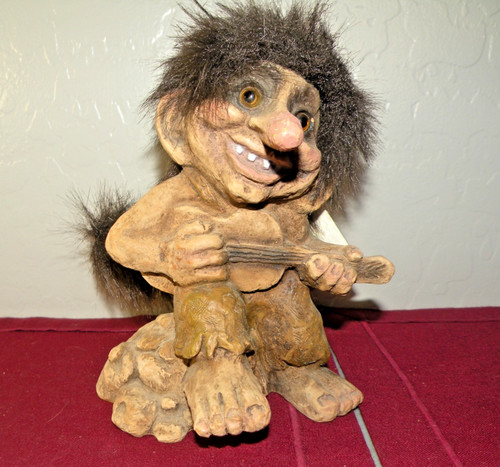 Nyform troll made norway - nyform,