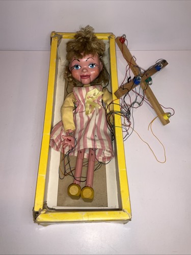 Vintage pelham puppets phyllis - pelham,