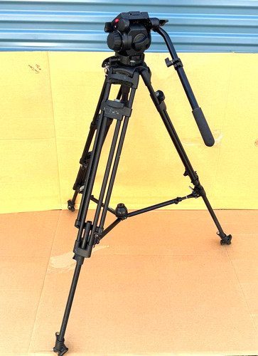 Manfrotto 519 head and 532art - head,