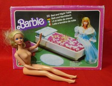 Barbie - letto e tavolino da