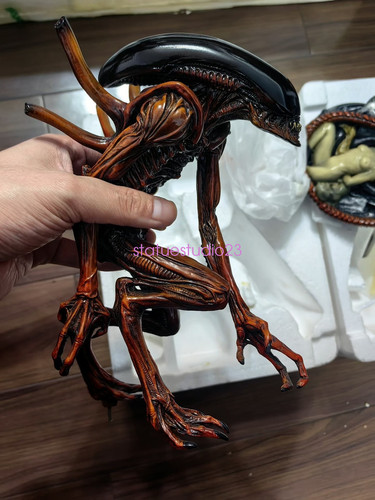 Statua aliena sideshow - statua,