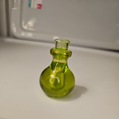 Green handmade round - round, resin
