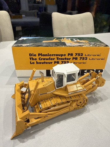 Liebherr 752 dozer modello - liebherr,