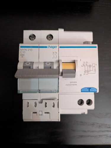 Interruttore magnetotermico