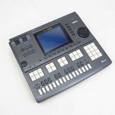 Yamaha QY700 Music Sequencer
