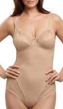 Body Triumph Chic Control Nudo