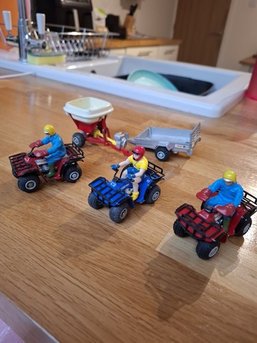 Britains farm toys honda quad - honda,