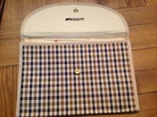 *GADGET PORTADOCUMENTI AQUASCUTUM MARCHIO TELECOM  + BORSA CP,MPATTA E ASTUCCIO