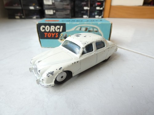 Jaguar litro saloon 208 - litro,