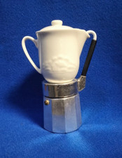 1022-CAFFETTIERA OMG