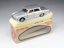 MEBETOYS - A4 - Alfa Romeo 2600 Berline - Gris Métallisé - En boite