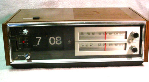 Radio sveglia vintage