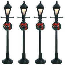 LEMAX | Lampione a Gas, Set di 4 - Gas Lantern Street Lamp, Set Of 4 - 64498