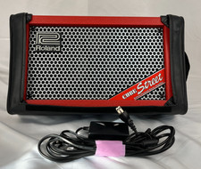 Amplificatore combinato stereo a batteria Roland Cube Street rosso usato