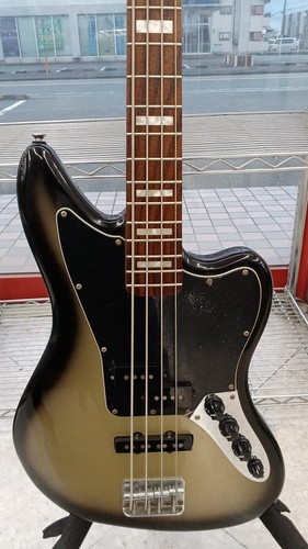 Basso elettrico squier - elettrico, by
