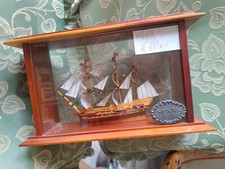 Modellino veliero Superbe in bacheca legno e vetro navi  cm 30x9,5 altezza 16,5