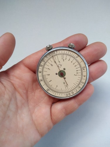 Calcolatrice meccanica vintage
