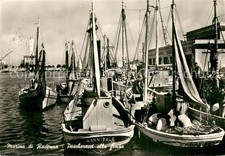 Marina di Ravenna Pescherecci alla fonda