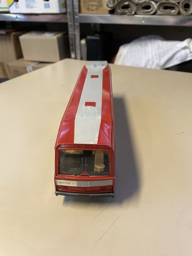 Yaxon bus car - -,