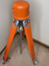 kern Swiss Heavy-Duty Vintage Swiss Kern Survey Teodolite treppiede.