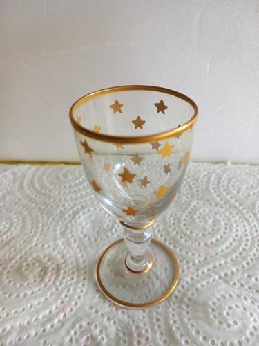Ravissant verre doré - ravissant,